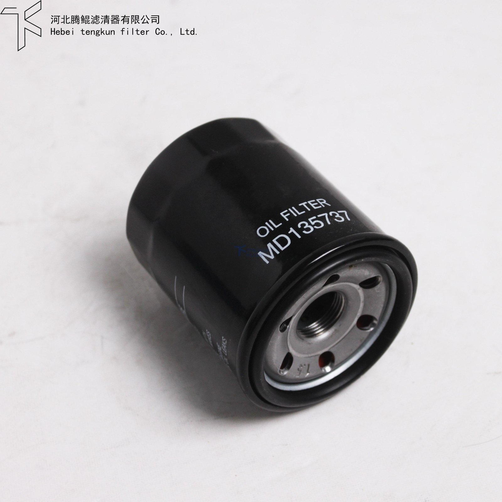 oil filter MD135737 Factory direct supply